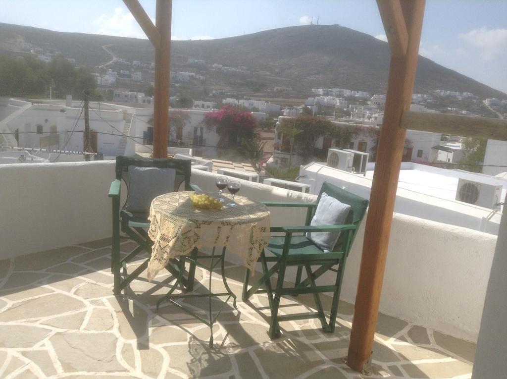 Irene Rooms Folegandros Island Екстер'єр фото