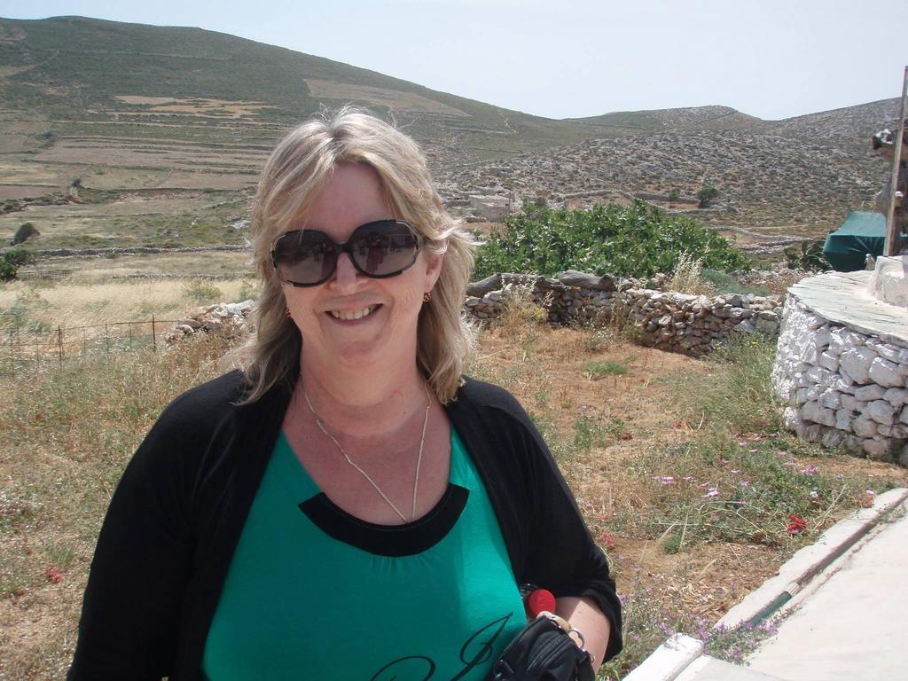 Irene Rooms Folegandros Island Екстер'єр фото