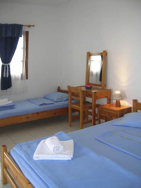 Irene Rooms Folegandros Island Екстер'єр фото