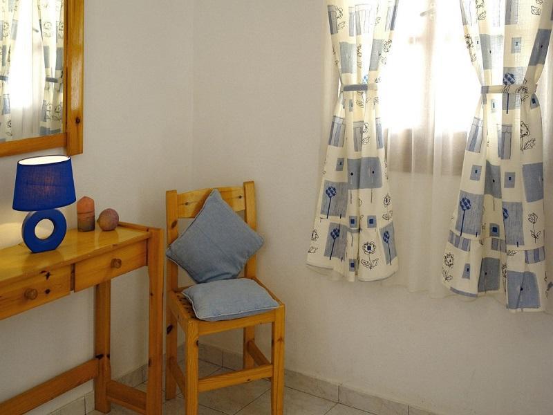 Irene Rooms Folegandros Island Екстер'єр фото
